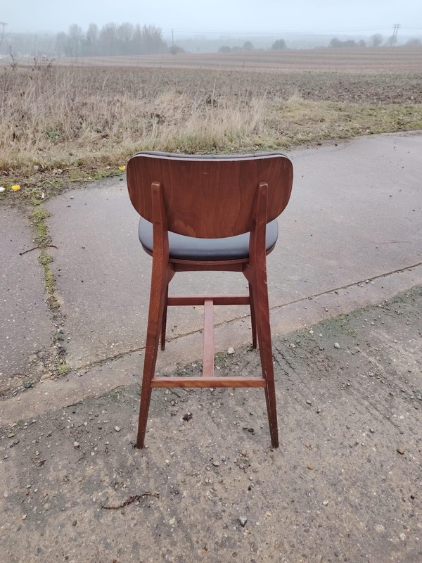 Used 102x Restaurant Chairs & Bar Stools