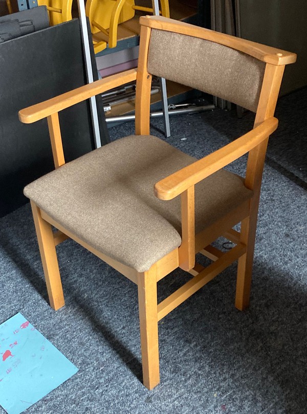 Secondhand 175x Church And Arm Chairs For Sale