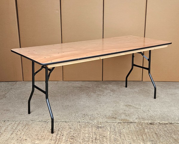 New 50x 6ft x 2ft 6' Trestle Tables For Sale