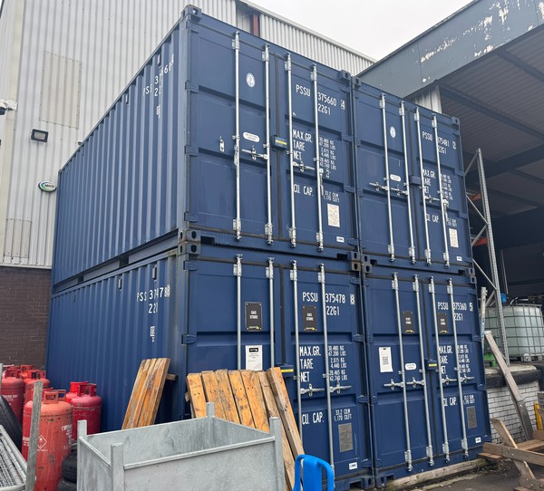 4x 20ft Shipping Containers For Sale