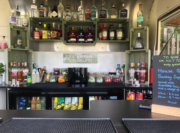 Secondhand Bespoke Rice Horsebox Bar For Sale