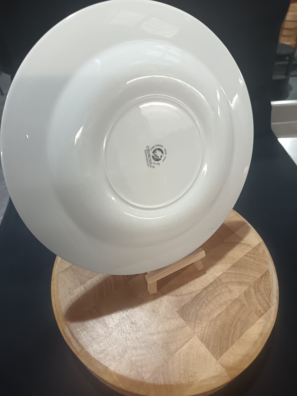 Secondhand 10.5 White Churchill Dinner Plates For Sale