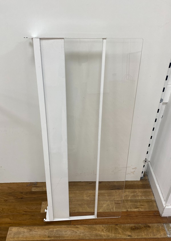 Secondhand 50x Shop Wall Shelves