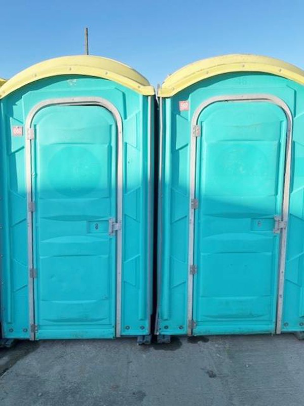 Used toilet units for sale