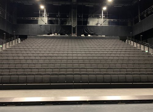 Secondhand Used Indoor 480 Seats Modular Grandstand For Sale Secondhand Used Indoor 480 Seats Modular Grandstand For Sale