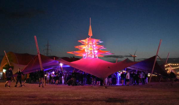 Festival marque stretch tent