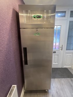 Genfrost GEN600H single door upright storage fridge