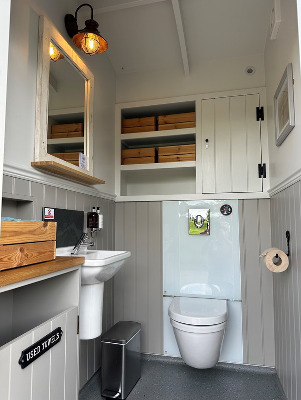 Secondhand Premier Luxury Washroom & Shower Hire Business