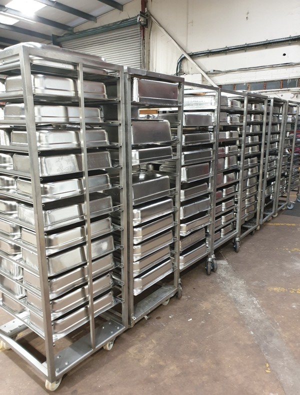 Secondhand 60x Gastronorm Assorted Pans And Sizes