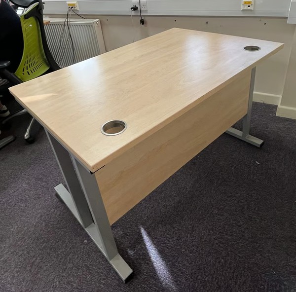 Secondhand 1.2m Office Desk