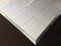 Portable White Dance Floor - 20ft x 20ft (Plus Edging) For Sale