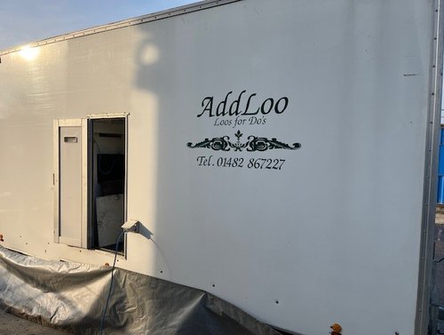 Secondhand Used 2x 3 + 1 Toilet Trailer For Sale Secondhand Used 2x 3 + 1 Toilet Trailer For Sale