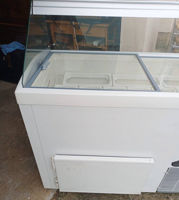 Ice cream freezer for sale