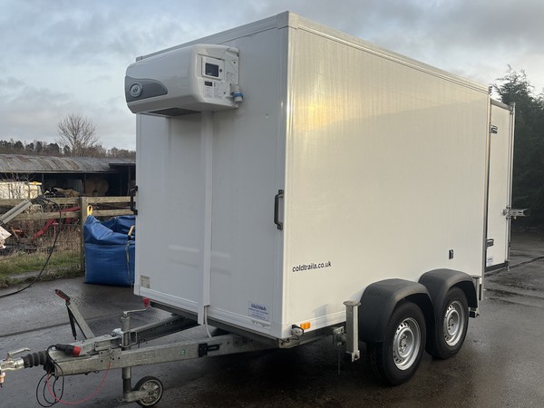 Cold Traila Fridge/Freezer Trailer