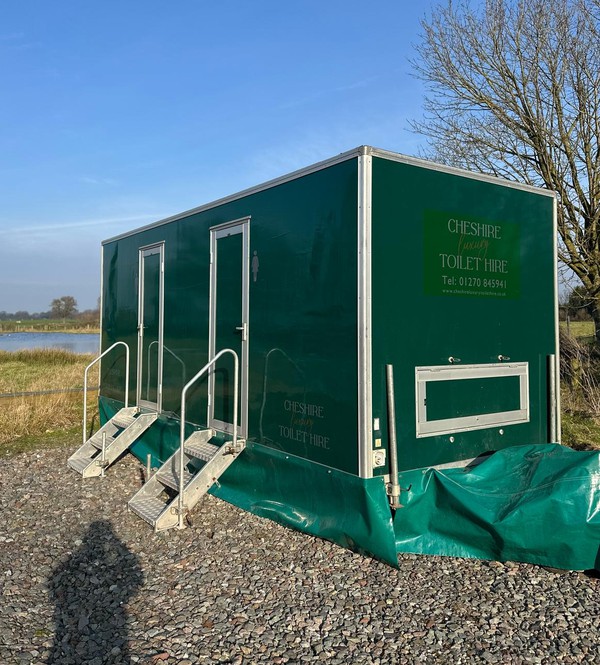 Secondhand 3+1 Green Toilet Trailer For Sale