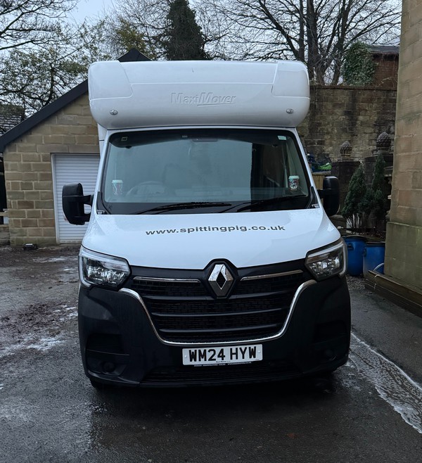 Secondhand Renault Master Maxi Mover For Sale