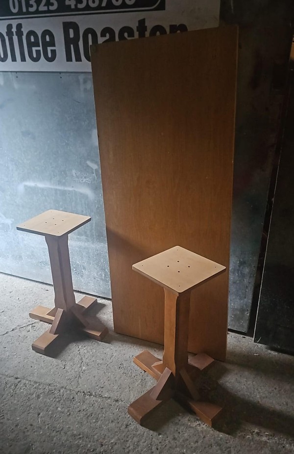 Secondhand 12x Restaurant Tables