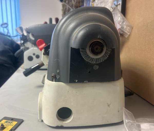 Secondhand Key Cutting Machine