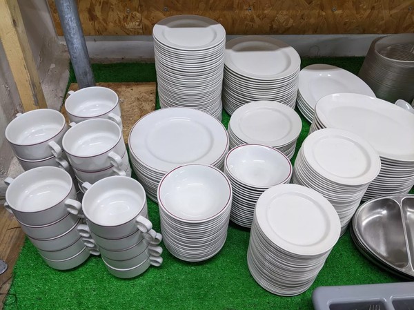 Kitchenware Job Lot