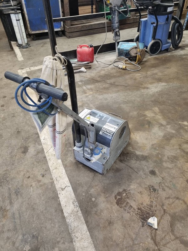 Ex hire floor sander