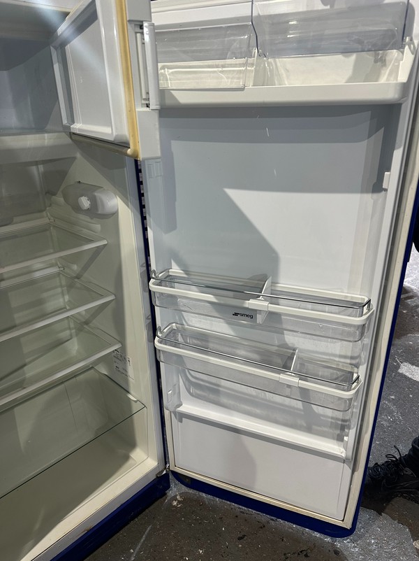 Upright Fridge For Sale