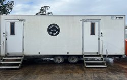 5+4 Toilet Trailer For Sale