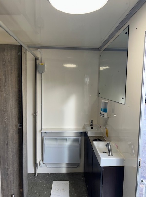 Secondhand Toilet Trailer