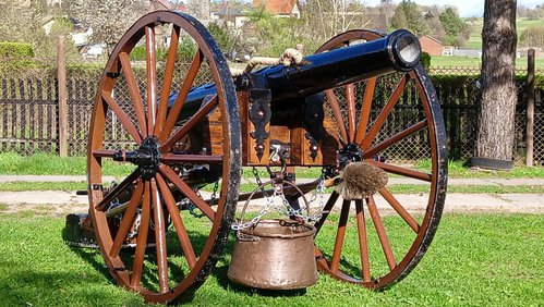 Secondhand Big Gun Moveable Cannon Model For Sale Secondhand Big Gun Moveable Cannon Model For Sale