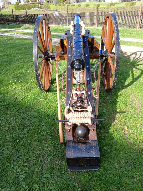 Secondhand Big Gun Moveable Cannon Model For Sale