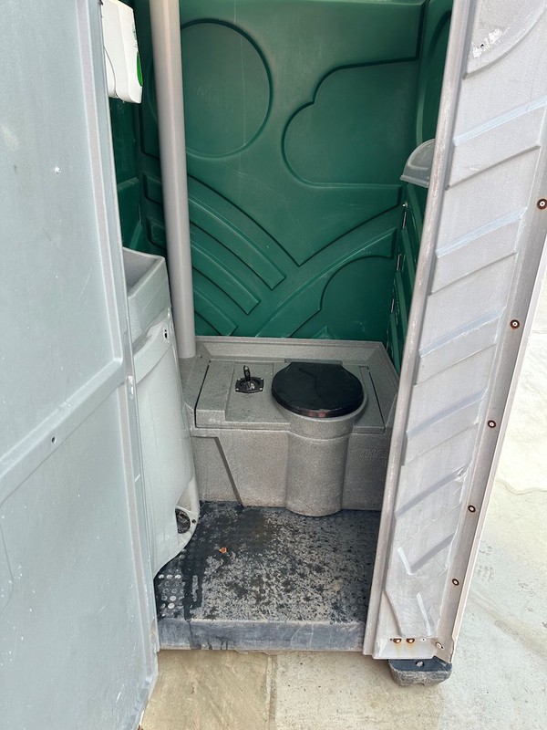 Green portable Loo