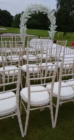 200x Chiavari Chairs (with removable seat pads and white seat pad covers) - Solihull, West Midlands