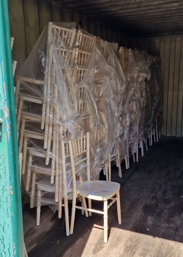 200x Chiavari Chairs (with removable seat pads and white seat pad covers) - Solihull, West Midlands 10