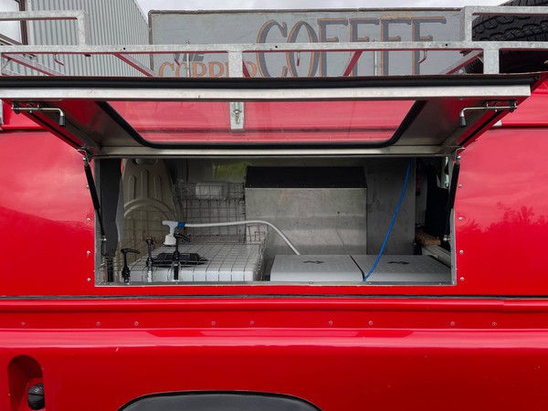 2007 Landrover Defender catering truck with hatch