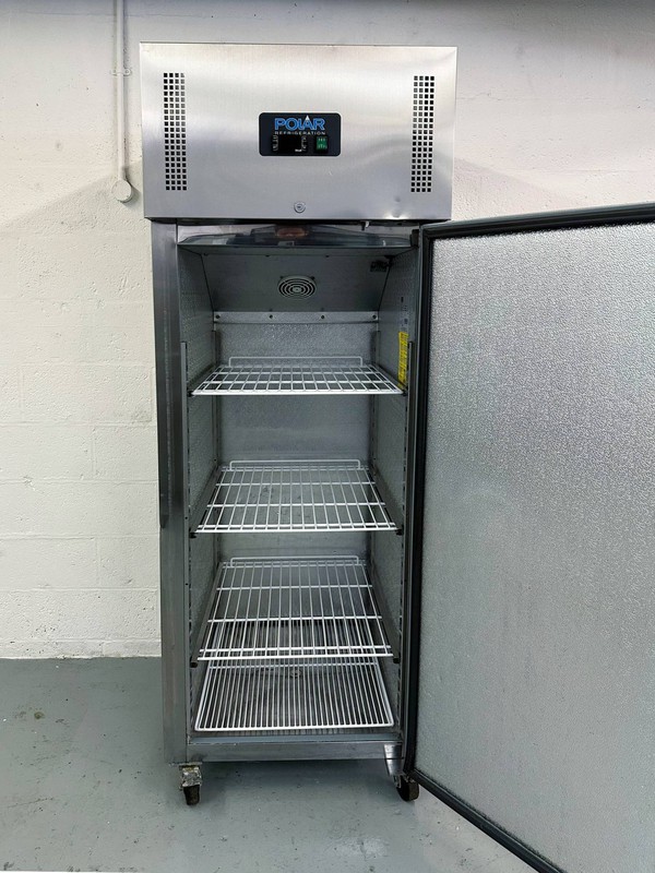 Used upright fridge Polar G592-02