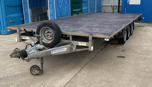 Ifor Williams Tri - Axle Trailer LM208 Ifor Williams Tri - Axle Trailer LM208