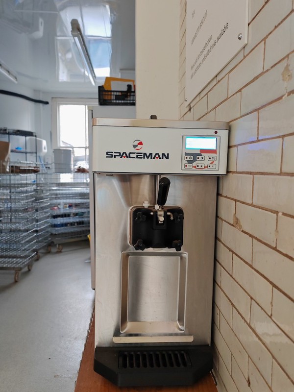 Spaceman  Ice Cream Machine