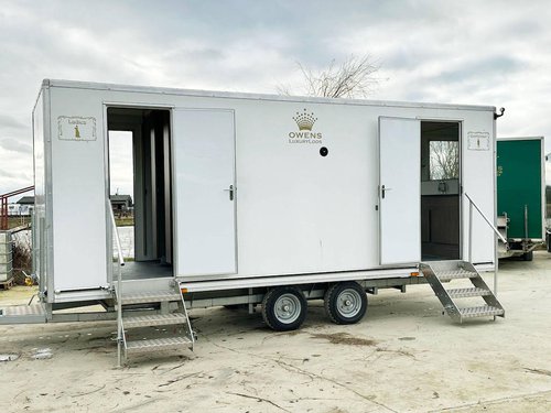 Luxury 3 plus 1 Toilet Trailer Luxury 3 plus 1 Toilet Trailer