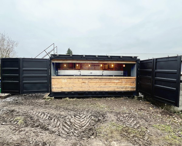 Secondhand High Quality Side Opening Container Bar with Rooftop Terrace For Sale