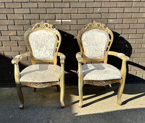 Pair Throne chairs Pair Throne chairs