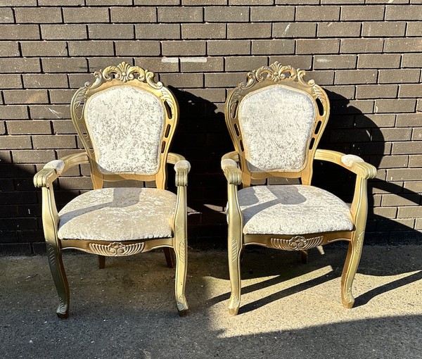 Pair Throne chairs