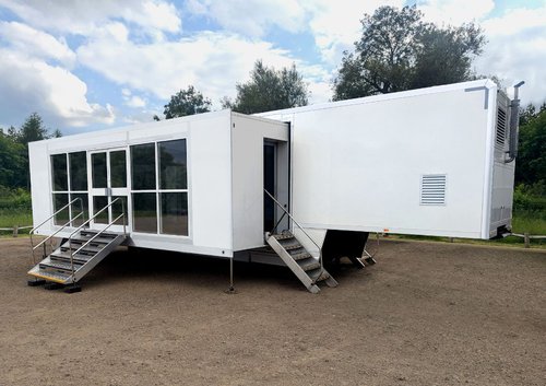 Secondhand 13.6m Double Podded Exhibition Roadshow Trailer For Sale Secondhand 13.6m Double Podded Exhibition Roadshow Trailer For Sale