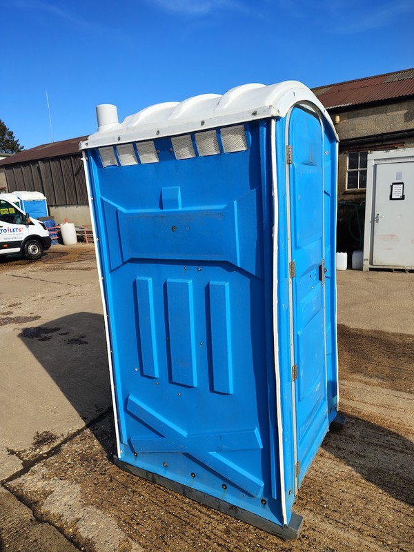 Chemical site toilet