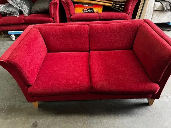 2x Red sofas for sale