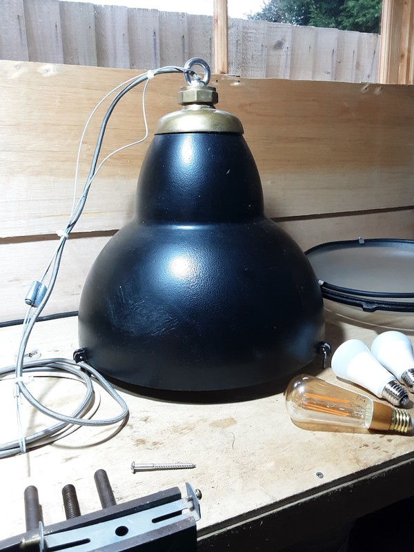 5x Massive Black Pendant Lights - Cardiff 3