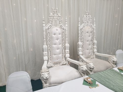 White wedding chairs for sale White wedding chairs for sale