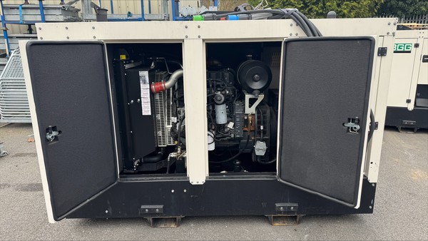 Secondhand BGG GX112FE 100kVA Stage 3A Diesel Generator For Sale