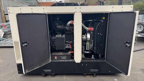 Secondhand BGG GX112FE 100kVA Stage 3A Diesel Generator For Sale