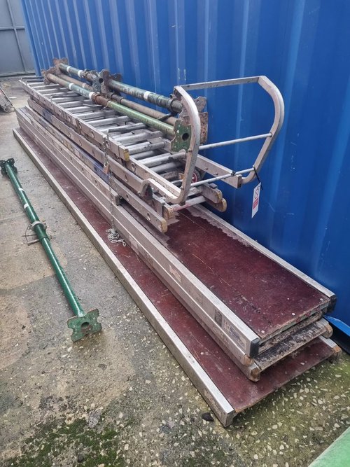 16ft x 600mm staging board 16ft x 600mm staging board
