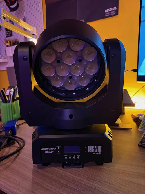 Martin Rush MH6 Stage Light s Martin Rush MH6 Stage Light s
