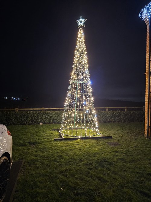 Secondhand 16ft Steel Skeleton Christmas Tree For Sale Secondhand 16ft Steel Skeleton Christmas Tree For Sale